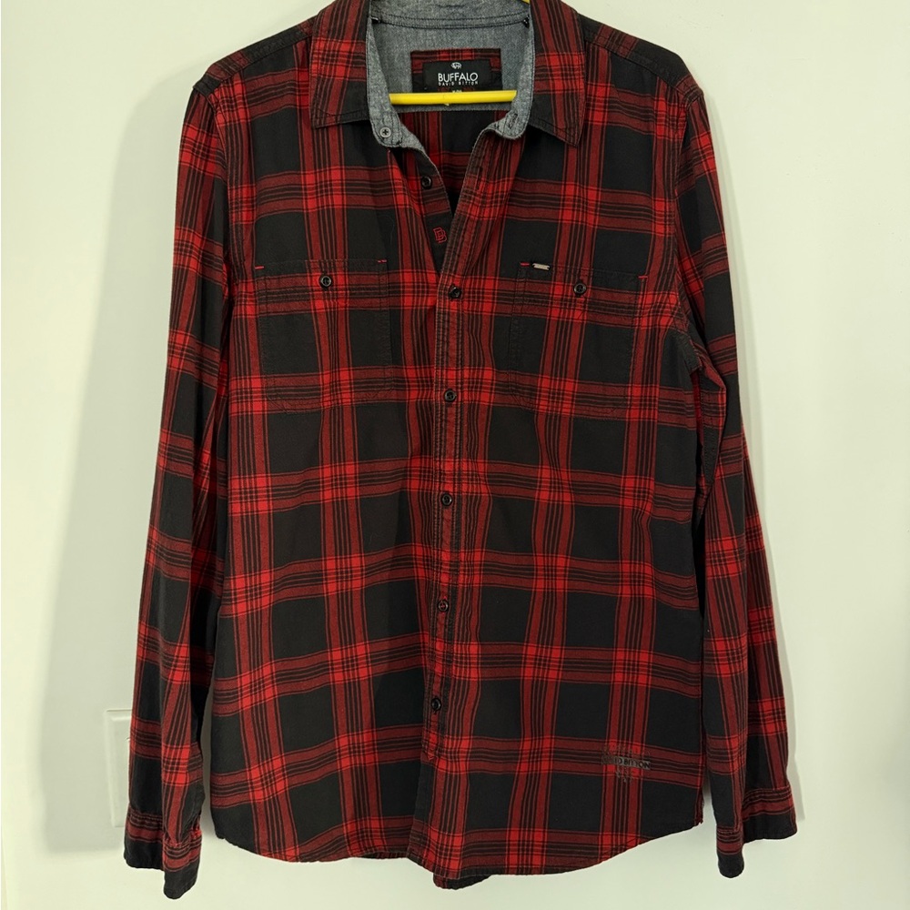 Buffalo David Bitton Men's Black and Red Plaid Shirt size XL